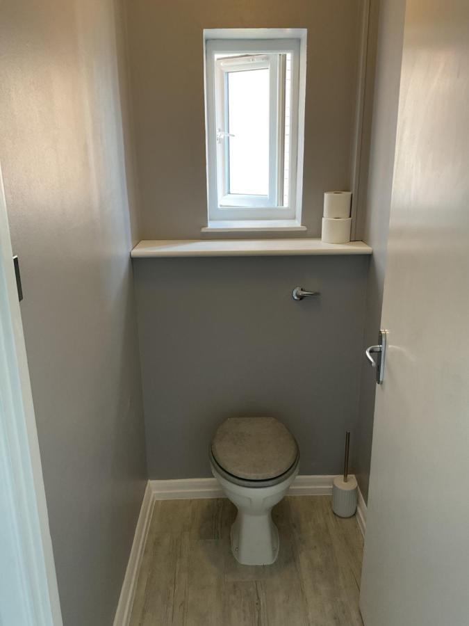 Large 2-Bedroom Maisonette With Free Parking Twickenham Ngoại thất bức ảnh