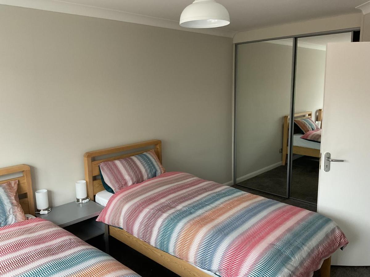 Large 2-Bedroom Maisonette With Free Parking Twickenham Ngoại thất bức ảnh